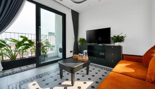 Junior Suite with Balcony