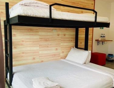 Triple Room with Bathroom