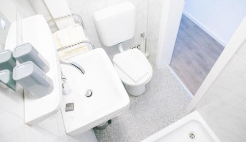 Apartment (2 Adults)