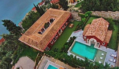 Five-Bedroom Villa with Private Pool