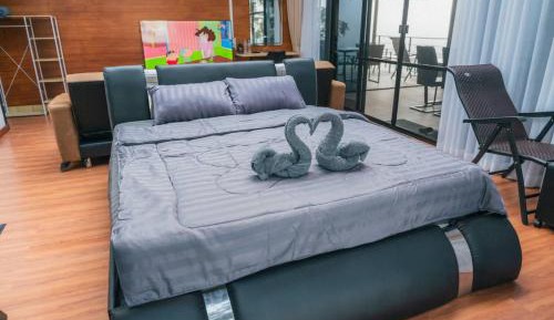 Deluxe Double Room with Shower