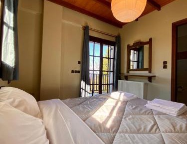 Family Room with Mountain View