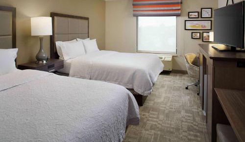 Room with Two Queen Beds - Non-Smoking