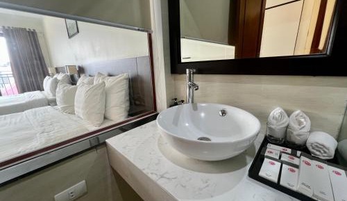 Deluxe Family Room