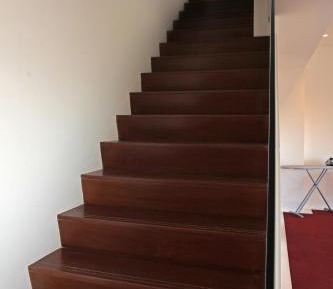 One Bedroom Duplex Apartment with City View 