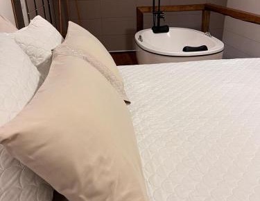 Deluxe Double Room with Bath