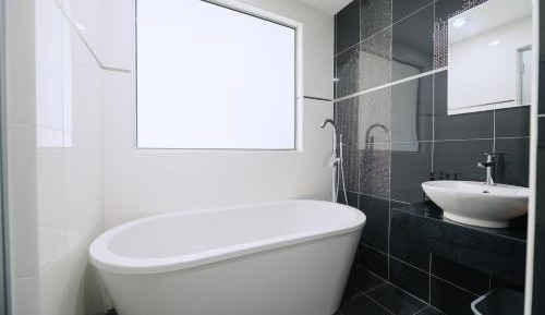 Deluxe Double Room with Bath