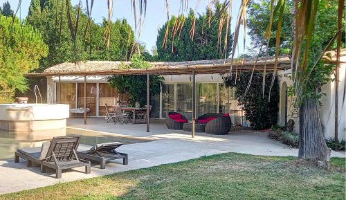 Two-Bedroom Holiday Home