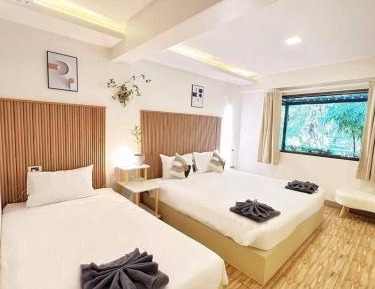 Deluxe Family Room