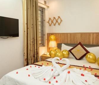 Standard Queen Room