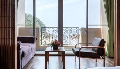 Twin Room with Sea View