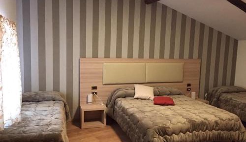 Premium Quadruple Room