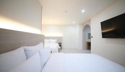 Family Room with Private Bathroom