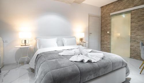 Suite with River View