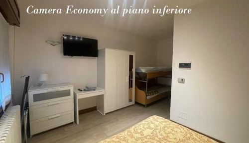 Economy Triple Room