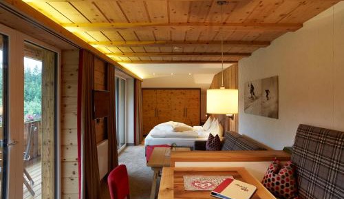 Superior Double Room with Mountain View