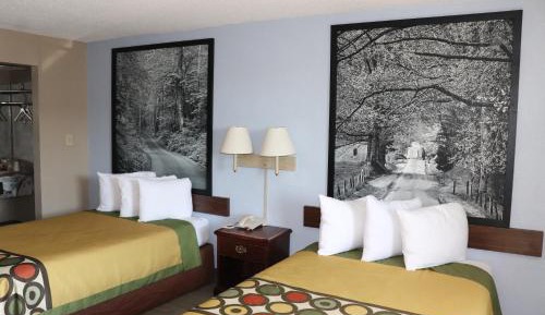 Double Room with Two Double Beds - Smoking