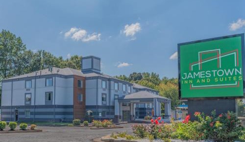 Deluxe Suite with Spa Bath