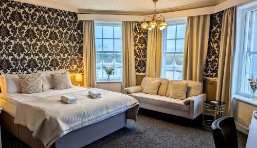 Superior King Room