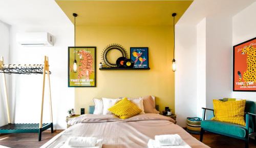 Double Room with Shared Bathroom