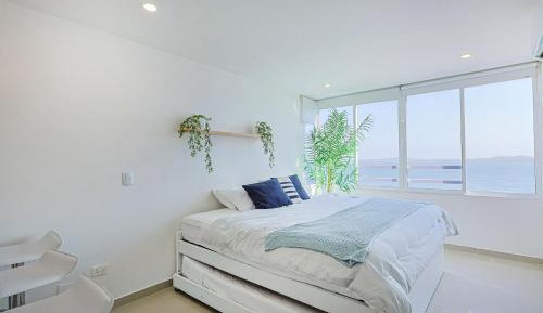 Studio Apartment with Sea View