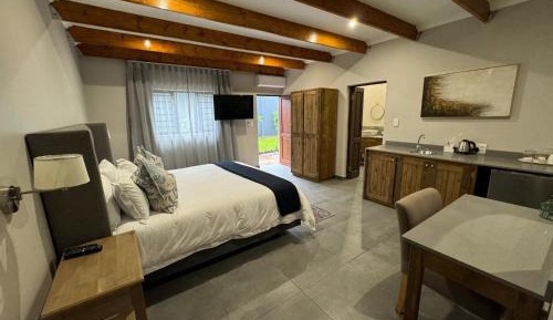 Superior King Room
