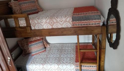 Economy Triple Room with Shared Bathroom