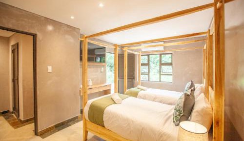 Luxury Twin Room