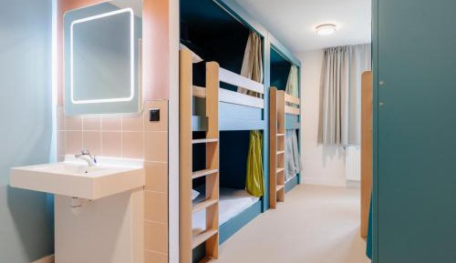 Bed in 6-Bed Mixed Dormitory Room