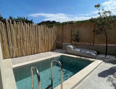 Junior Suite with Private Pool