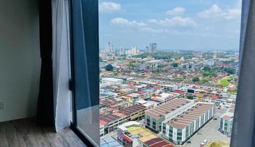 Deluxe Double or Twin Room with City View
