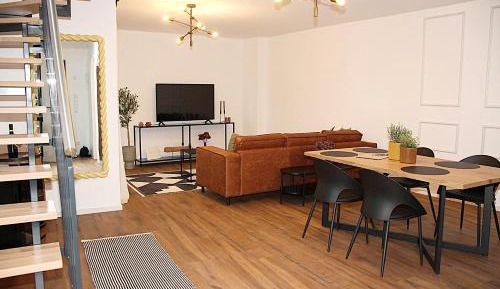 Apartment - Split Level