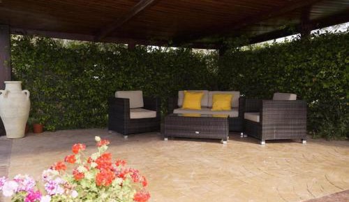 Two-Bedroom Apartment with Swimming Pool