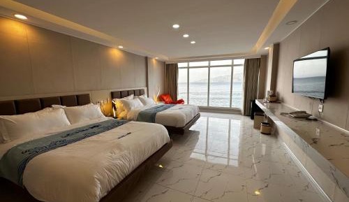 Superior Double or Twin Room with Sea View