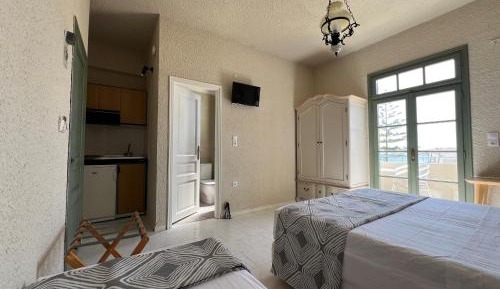 Triple Room with Sea View