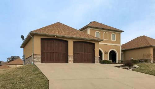 Three Bedroom Apartment