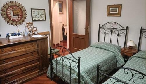 Twin Room with Shared Bathroom