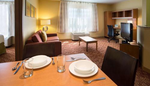 One Bedroom Suite Queen