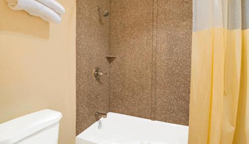 King Room - Non-Smoking