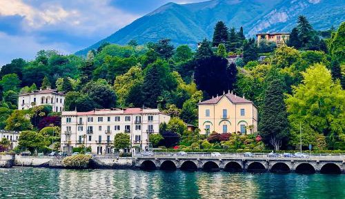 Apartment with Garden View