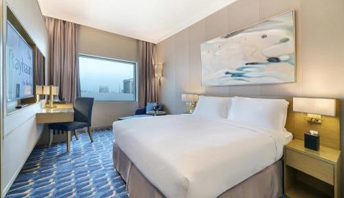 Guest Room – King Bed