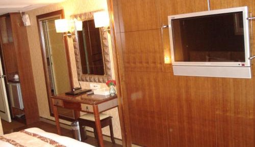Small Twin Room