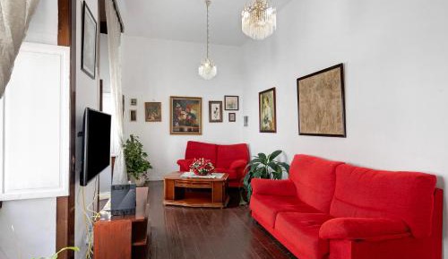 Three-Bedroom Superior Apartment