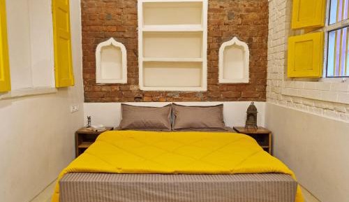 Standard Queen Room