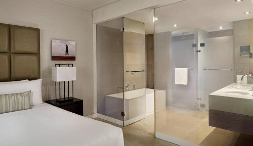 Two Bedroom Suite, Sea view, 1 King and Queen, Balcony