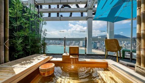 Family Room with Sea View