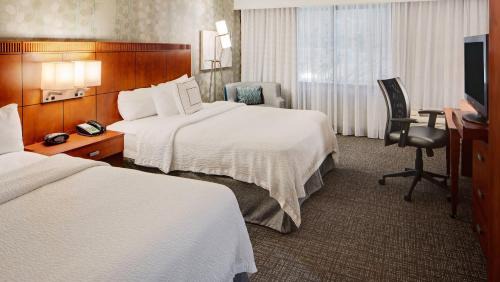 Standard Queen Room with Two Queen Beds