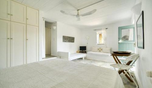 Classic Quadruple Room