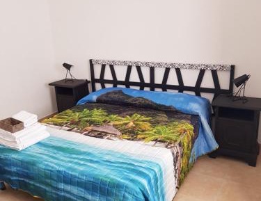 Standard Double Room with Shared Bathroom