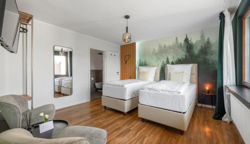 Deluxe Double Room with Shower